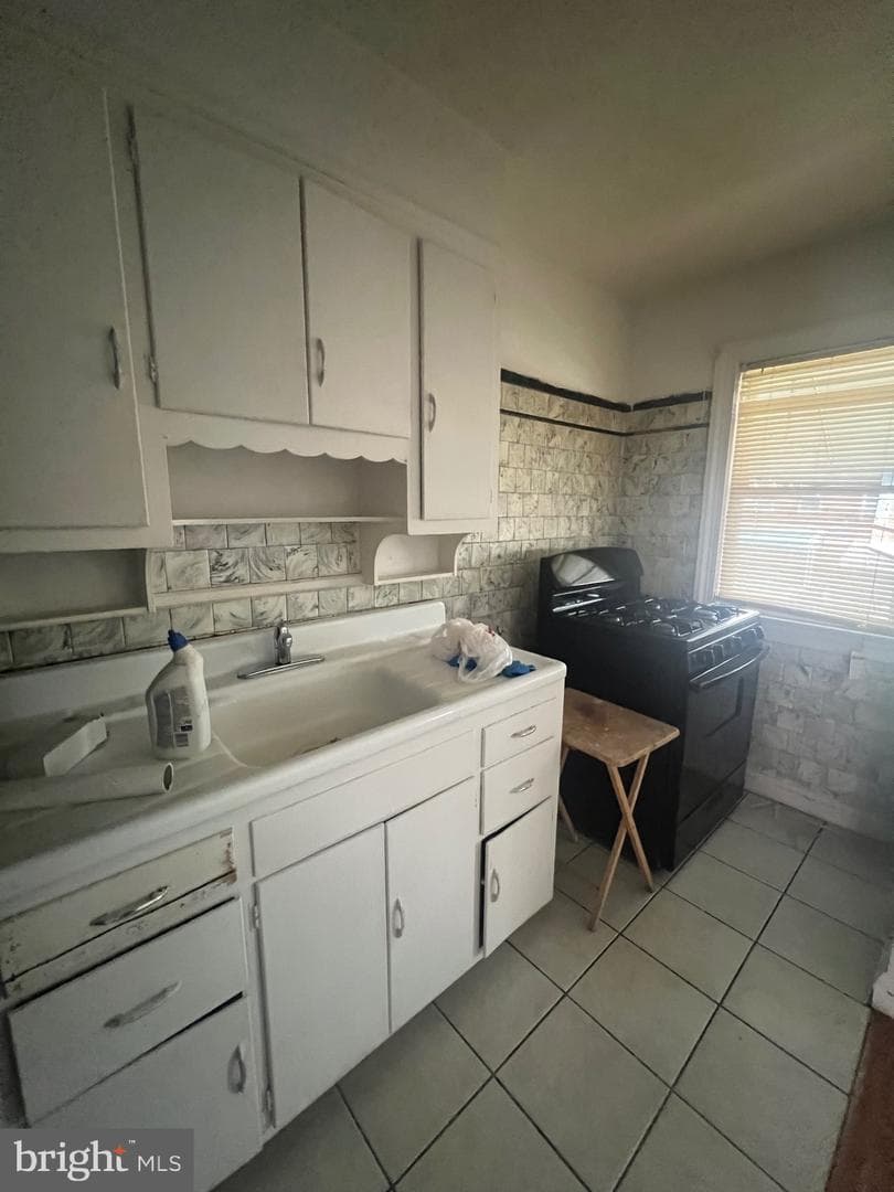 2914 Kingsley Street photo 4