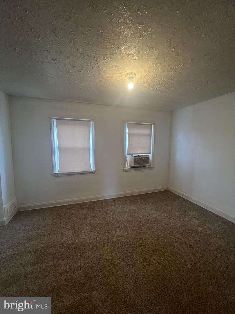 2914 Kingsley Street photo 5
