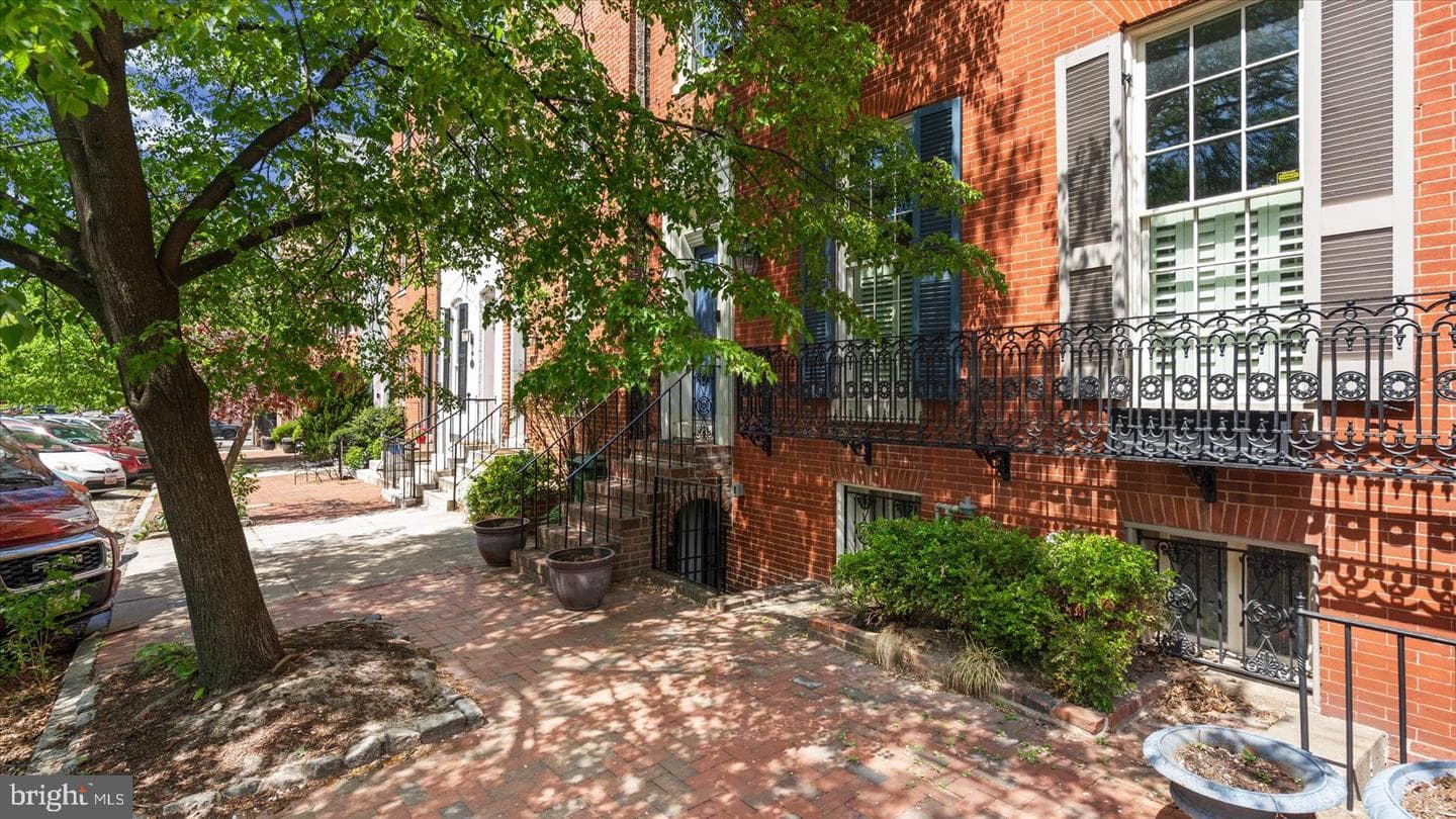 114 Montgomery Street, Baltimore