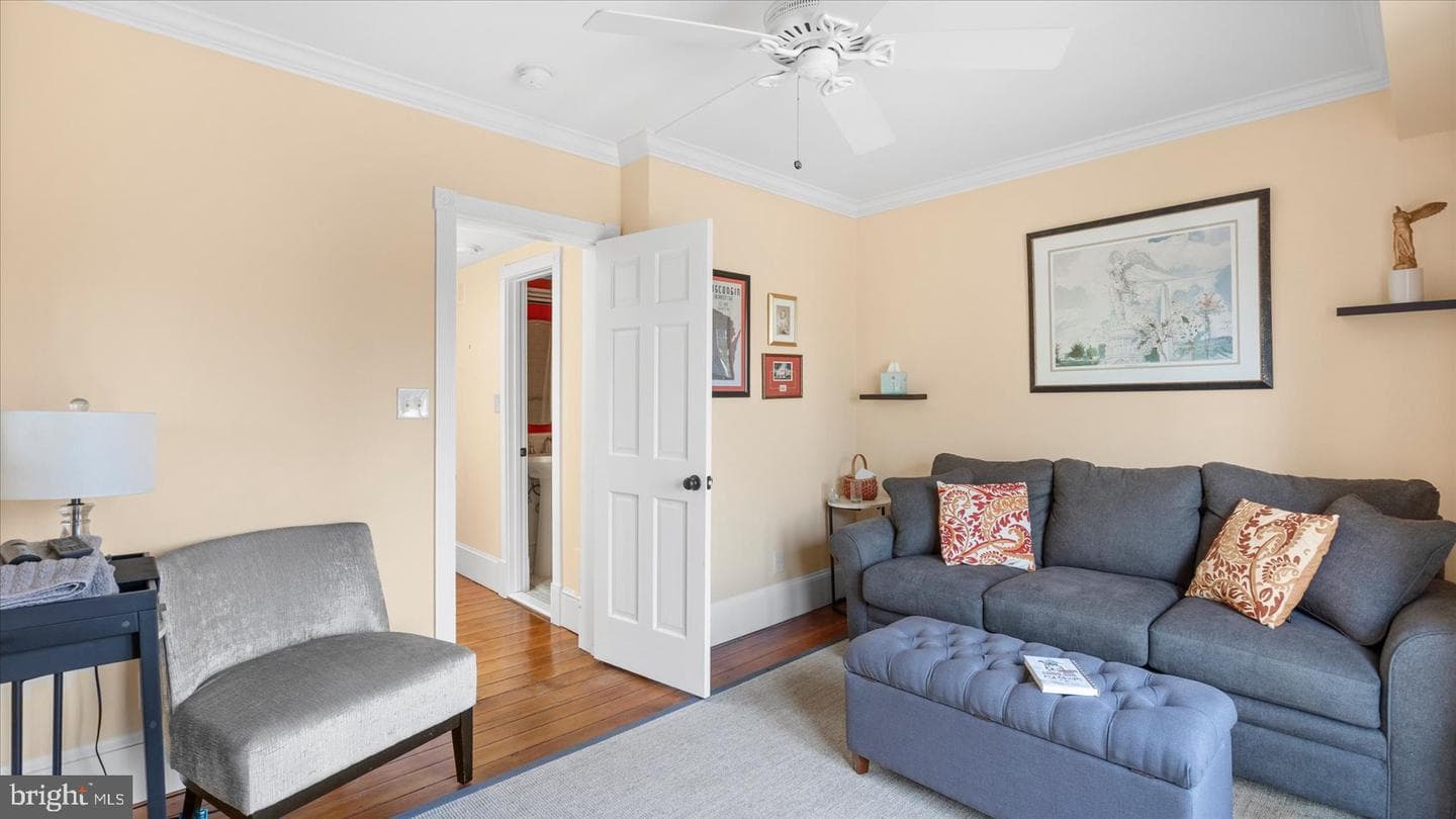 114 Montgomery Street photo 31