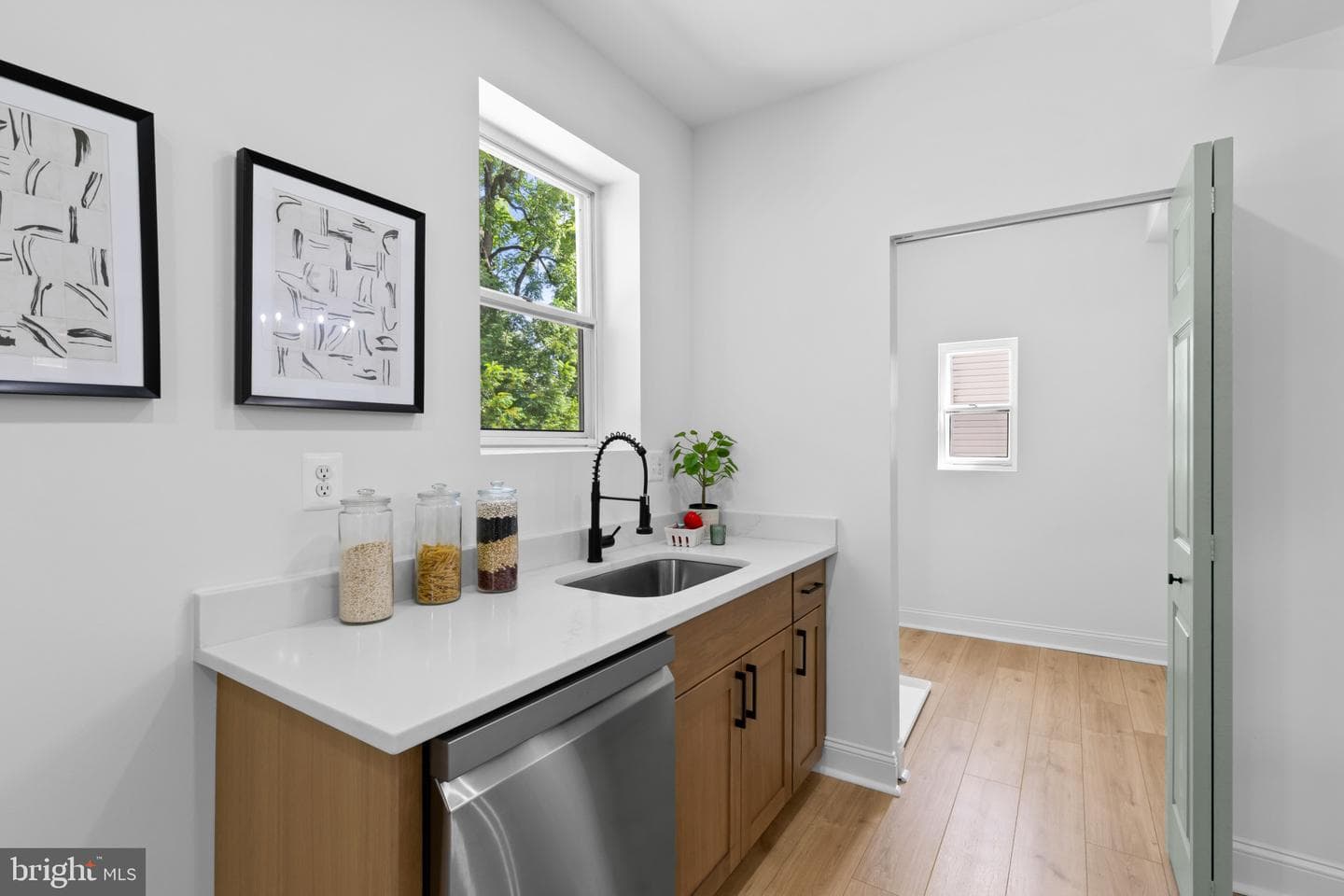 3714 Glen Avenue photo 13