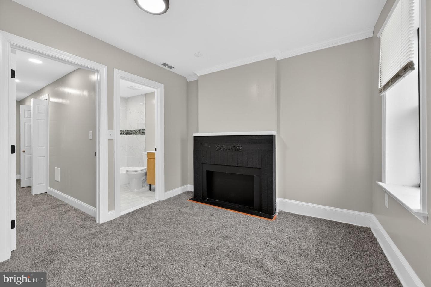 1338 Sargeant Street photo 13
