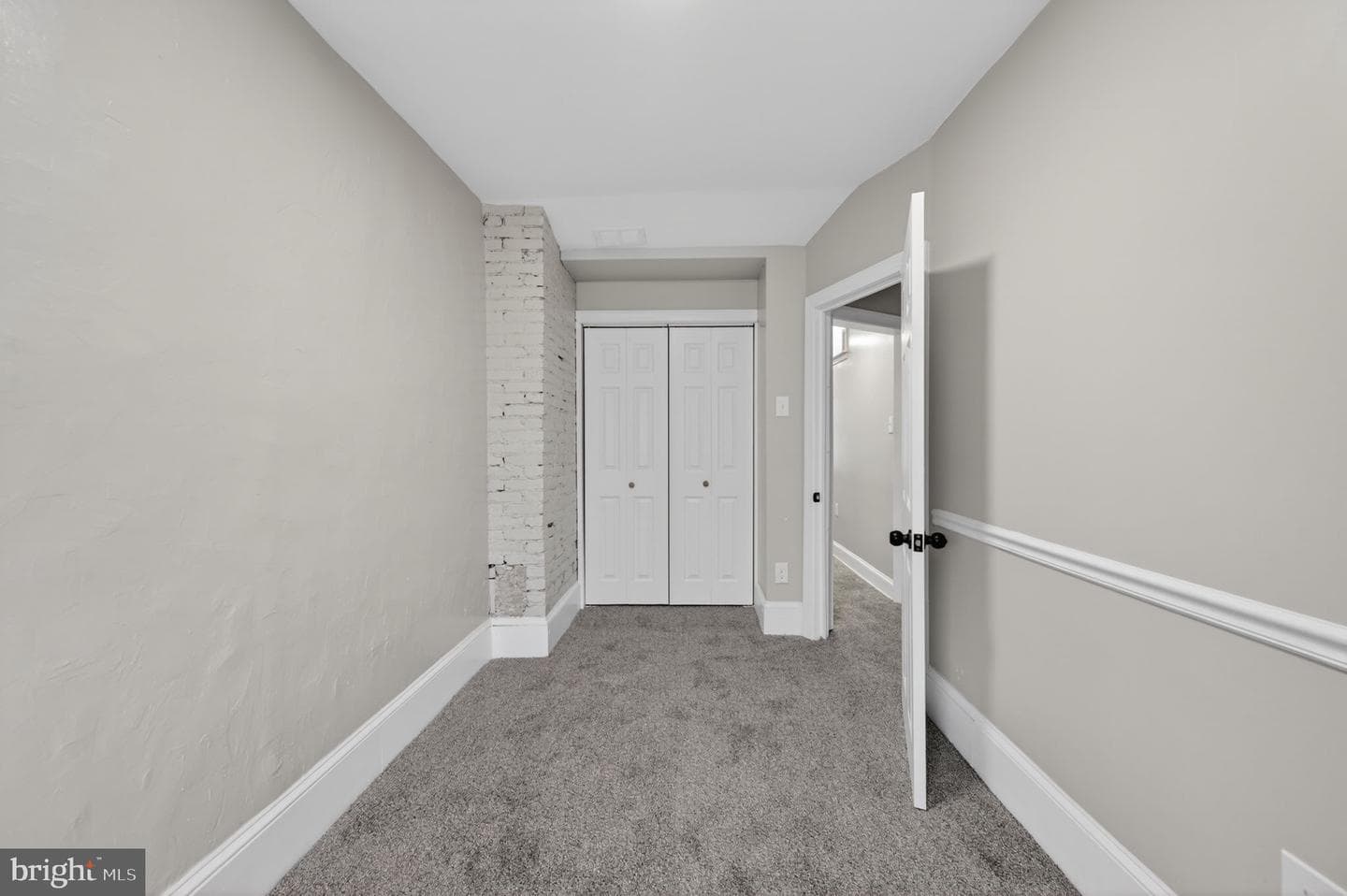 1338 Sargeant Street photo 17