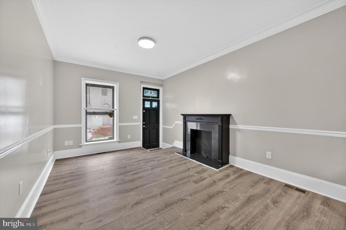 1338 Sargeant Street photo 19