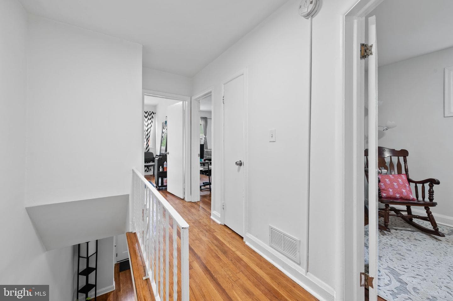 5423 Seward Avenue photo 11