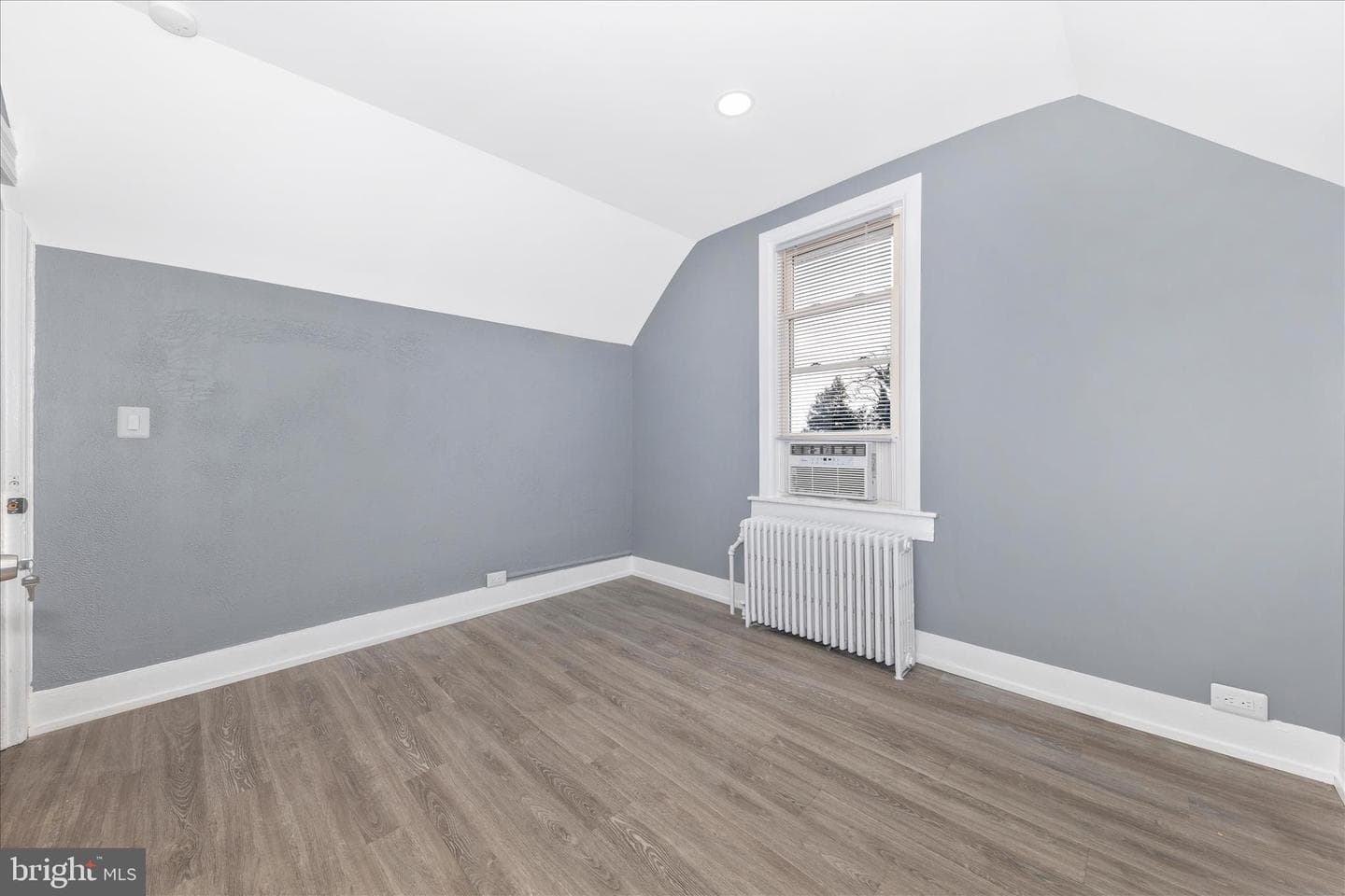 2905 Goodwood Road photo 25
