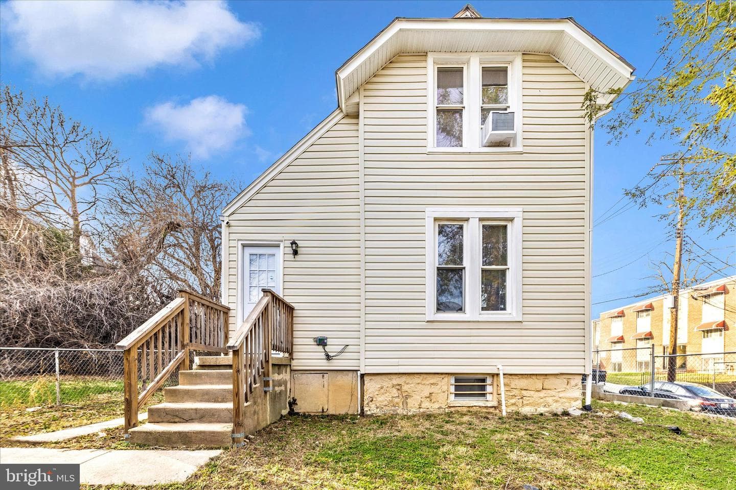 2905 Goodwood Road photo 36