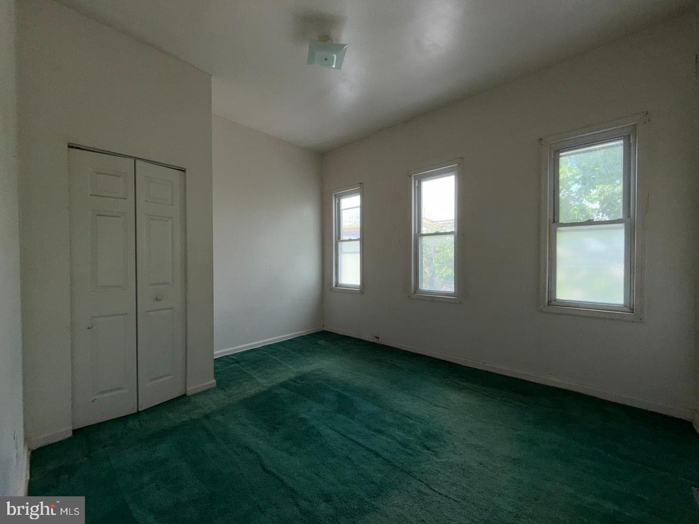 1556 N Carey Street photo 13
