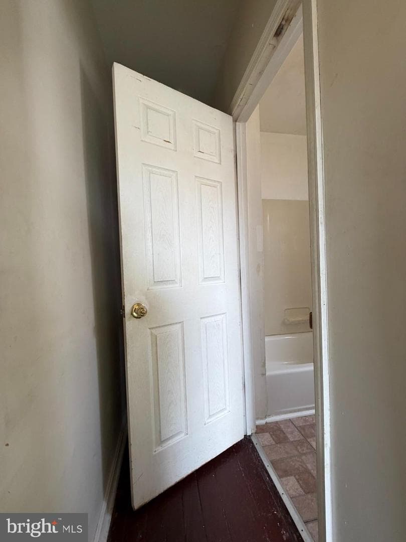 1556 N Carey Street photo 20