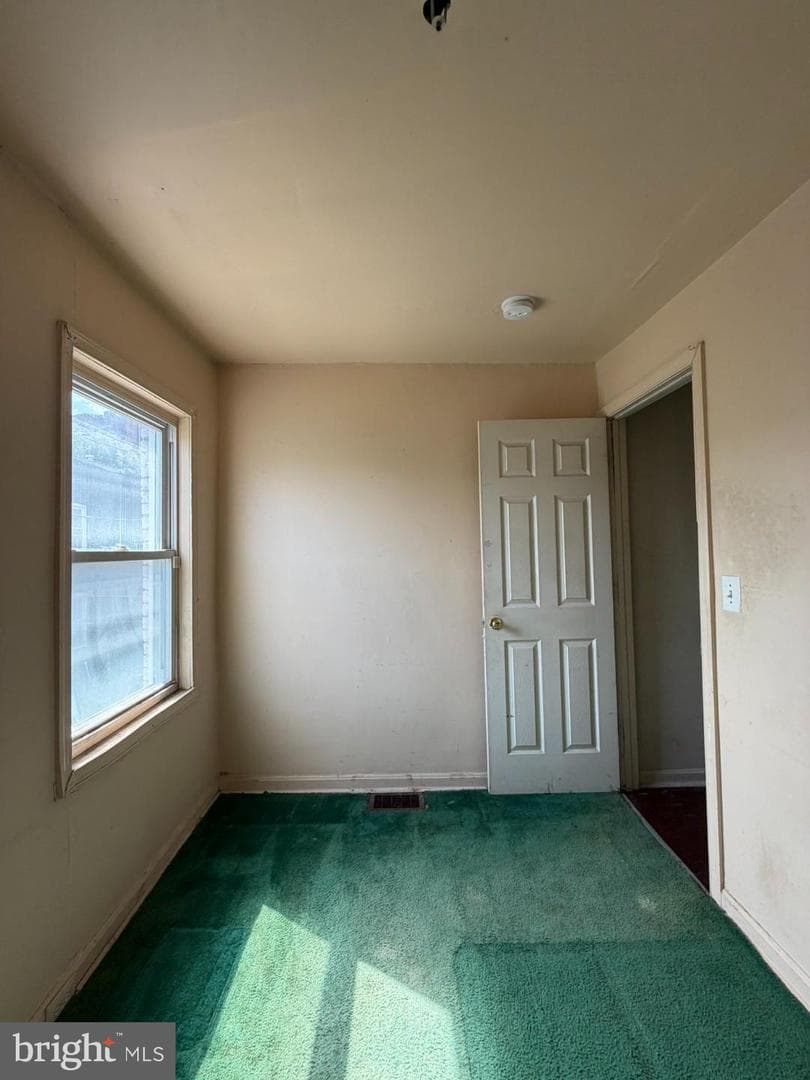 1556 N Carey Street photo 24