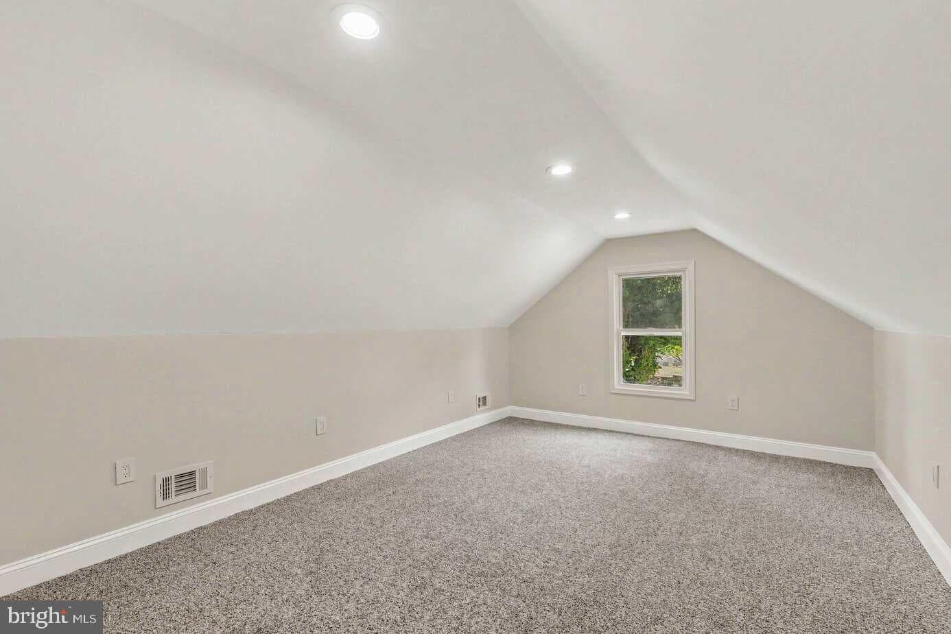 3710 Southern Avenue photo 16