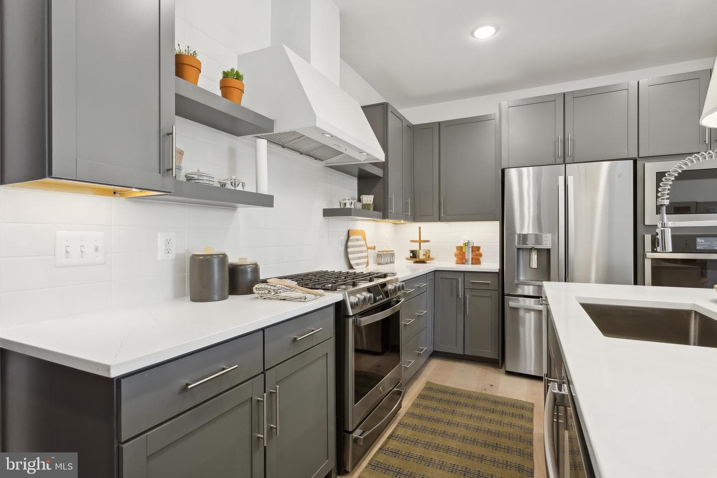 106a E Cromwell Street #lot 1018 photo 12