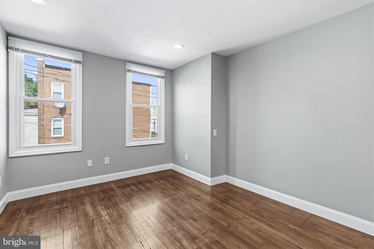 4119 Falls Road photo 13