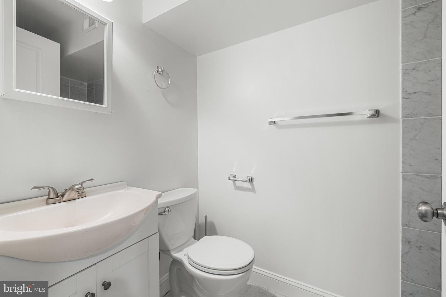 317 Font Hill Avenue photo 24