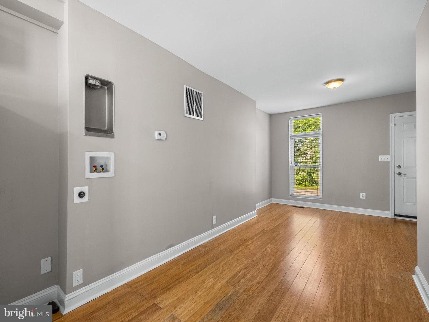 317 Font Hill Avenue photo 5