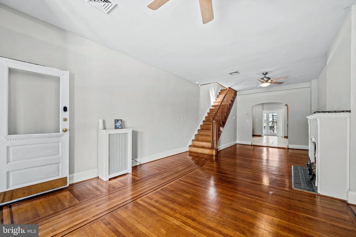 633 S Conkling Street photo 11