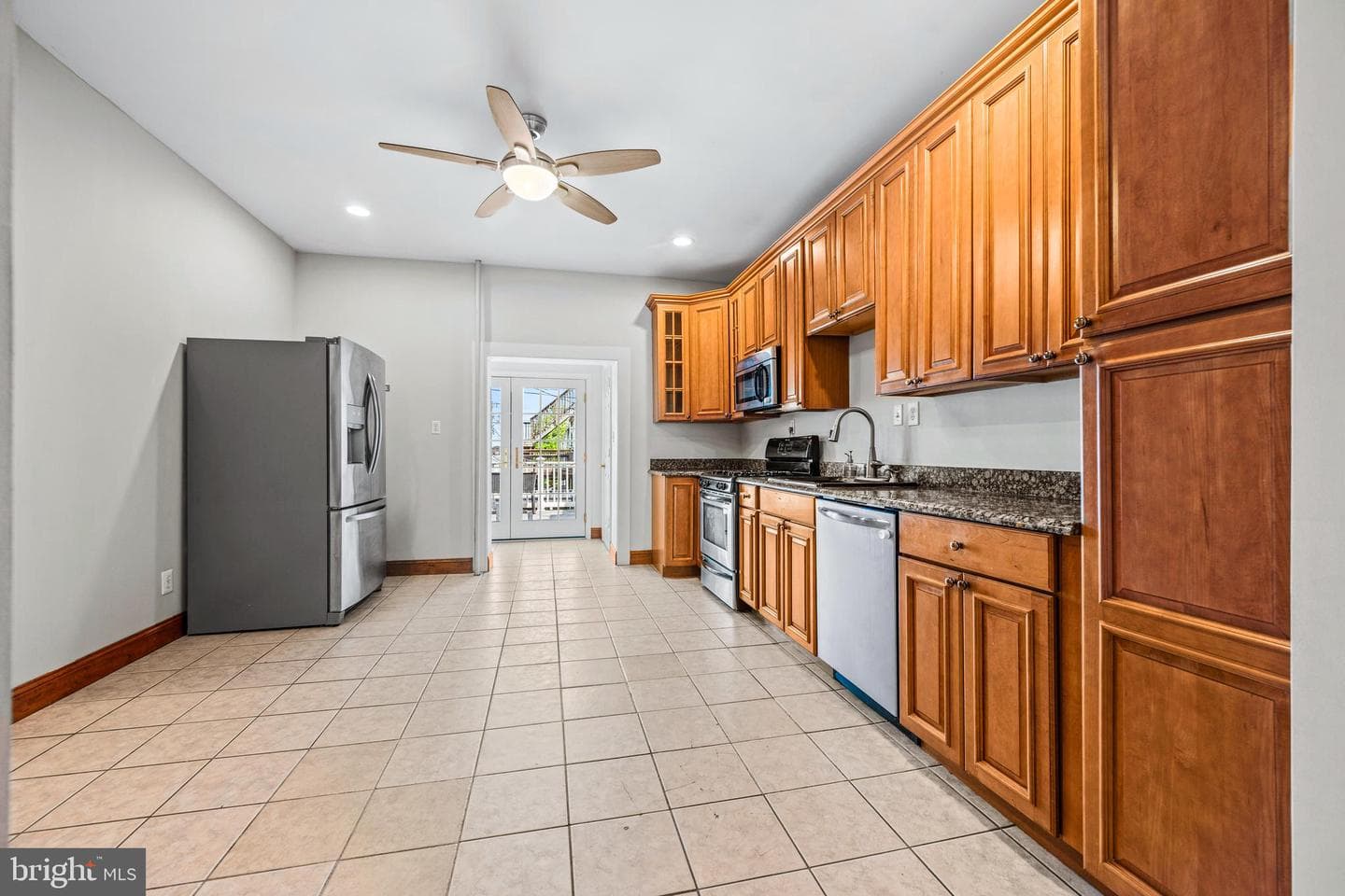 633 S Conkling Street photo 14