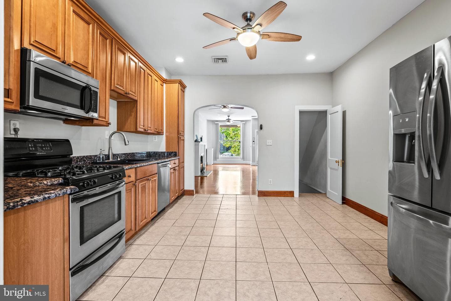 633 S Conkling Street photo 18