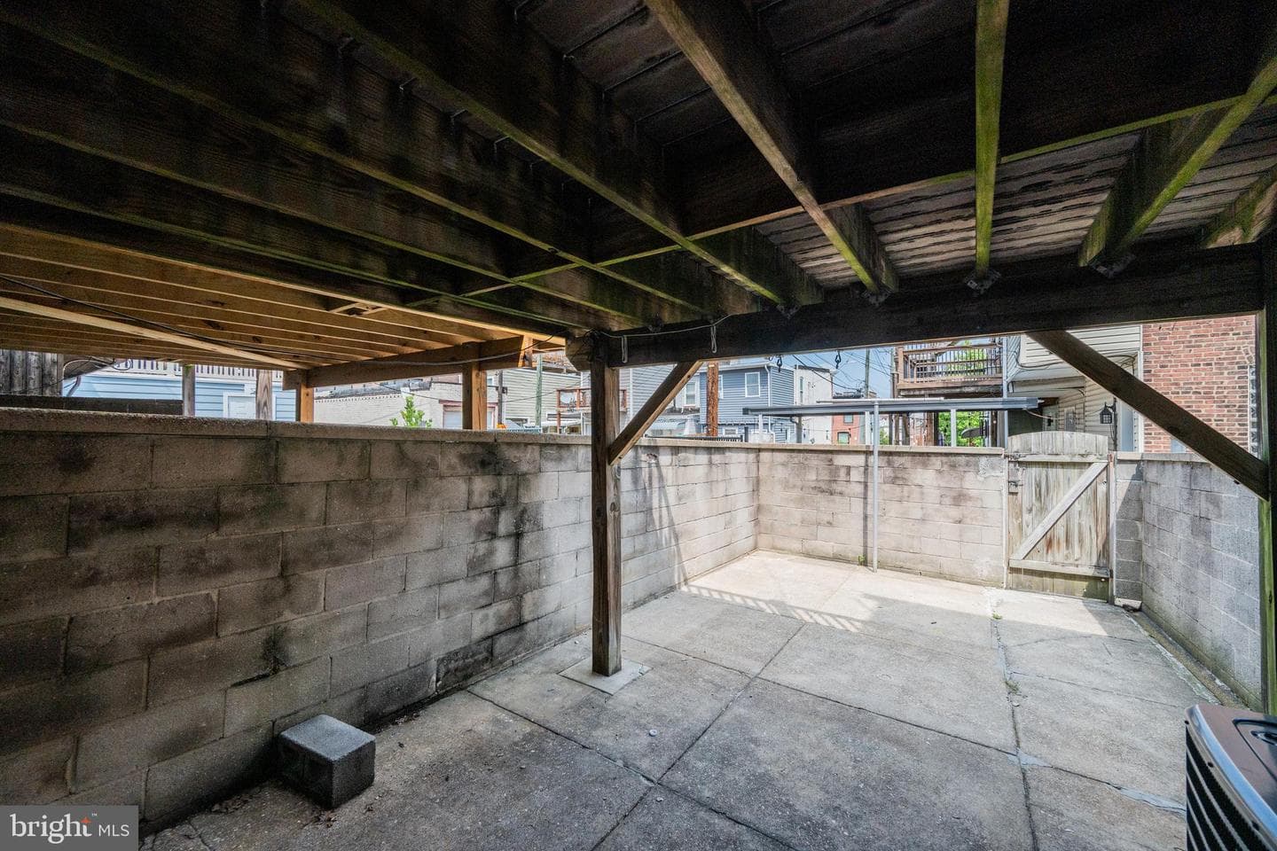 633 S Conkling Street photo 38