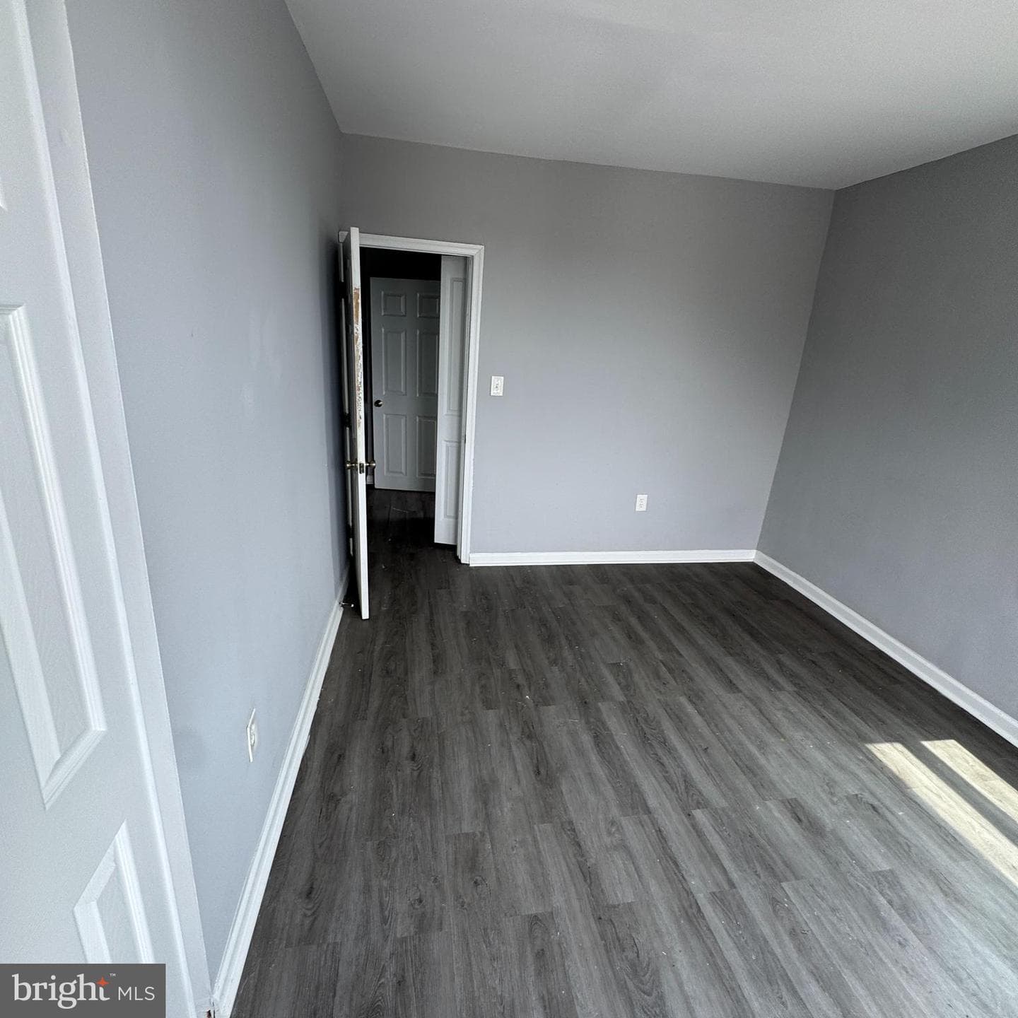 4158 Eierman Avenue photo 17