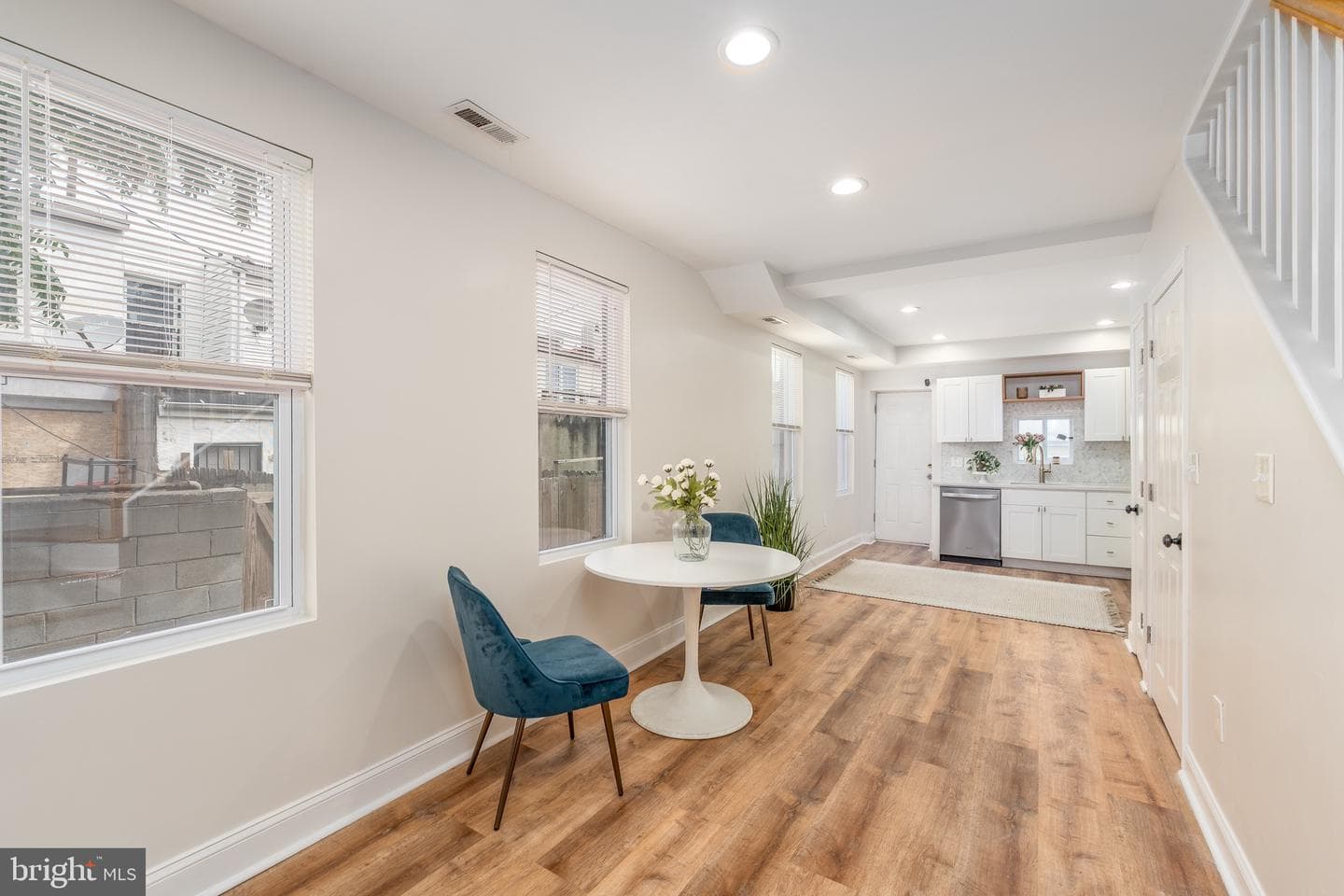 139 N Port Street photo 5