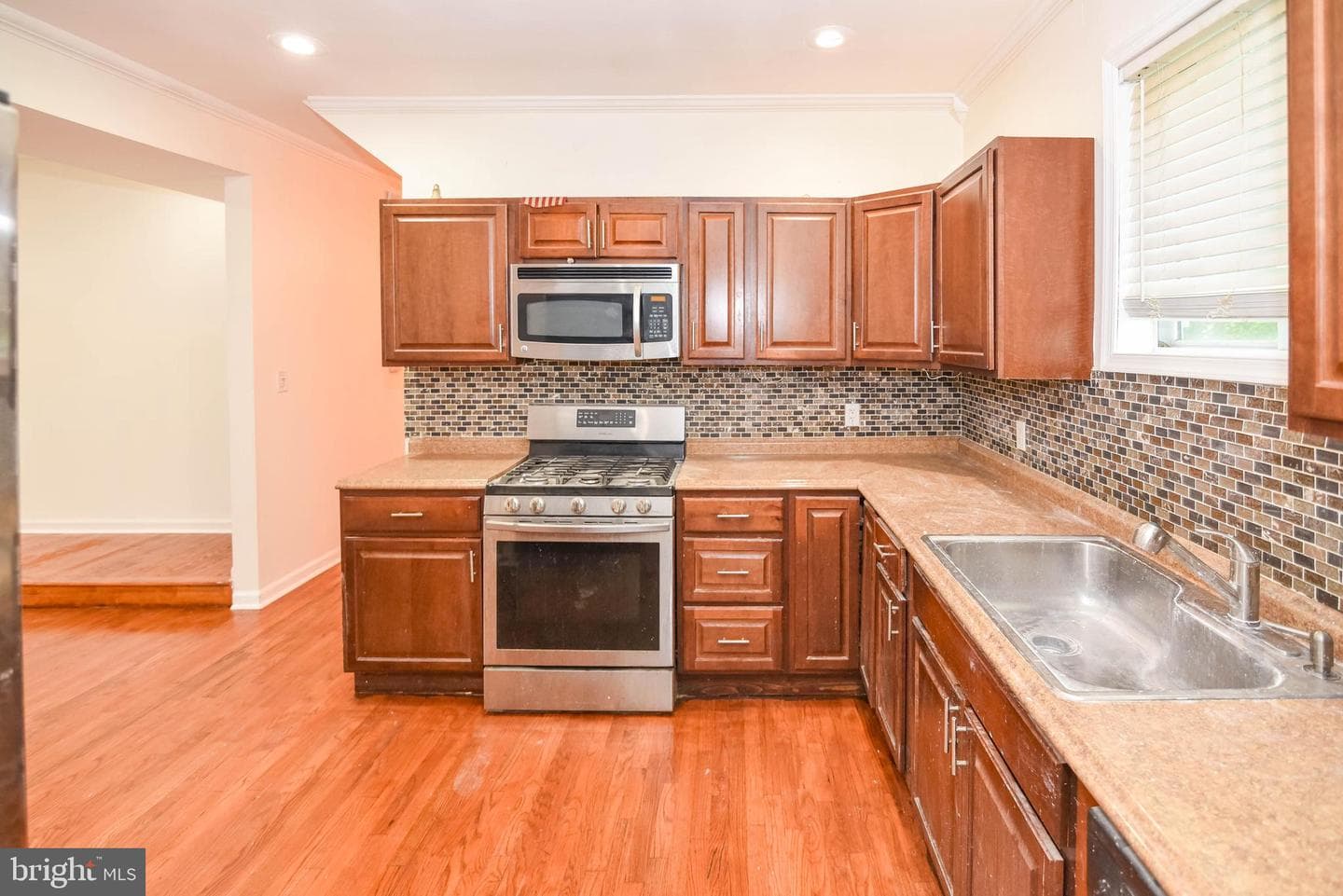 5304 Merceron Avenue photo 8