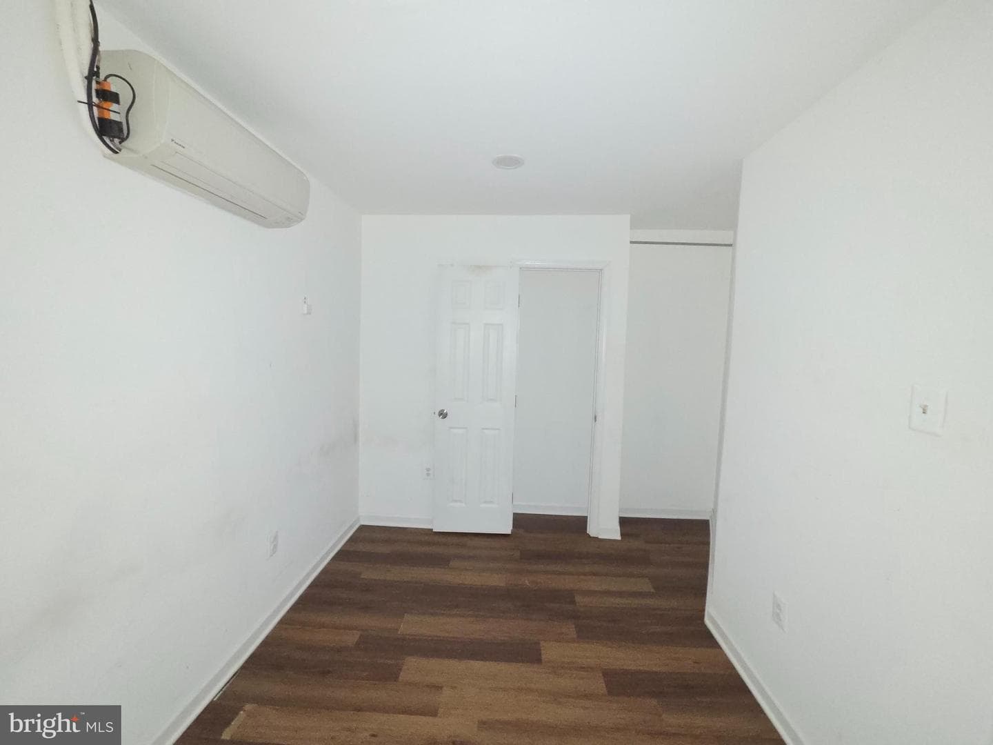 1744 Montpelier Street photo 11