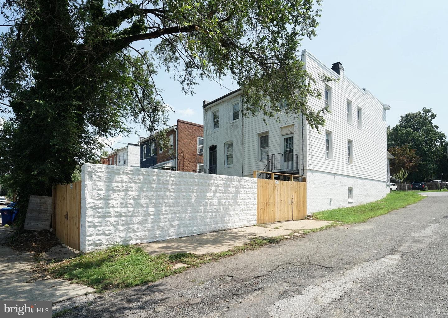 3814 3rd Street photo 27