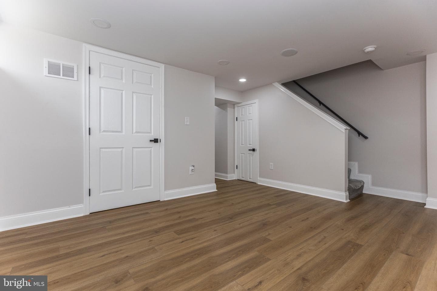 2412 Shirley Avenue photo 23