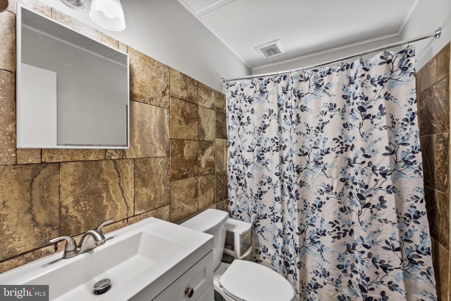 2308 Hamiltowne Circle photo 17