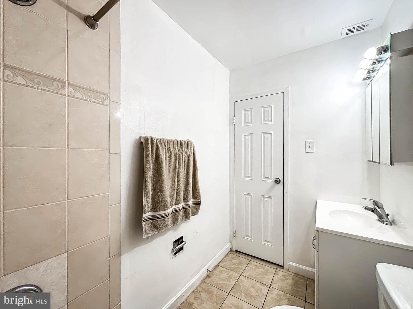 130 Slade Avenue #520 photo 31