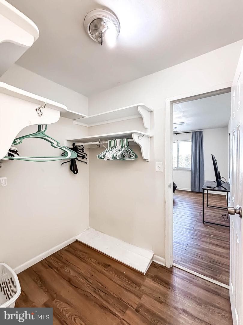 130 Slade Avenue #520 photo 38