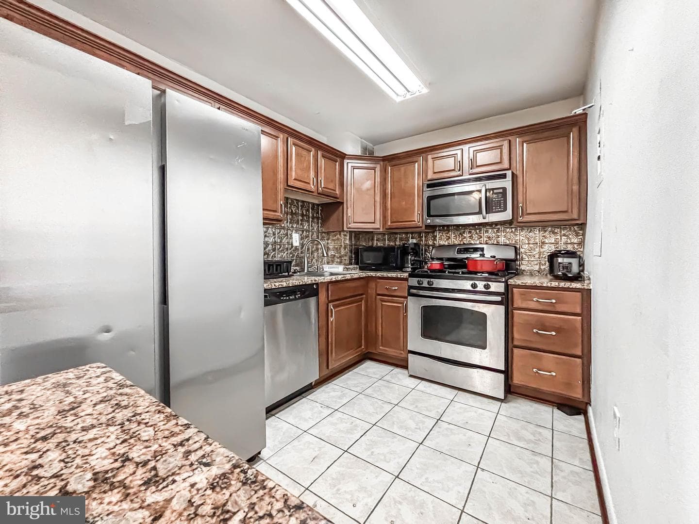 130 Slade Avenue #520 photo 42