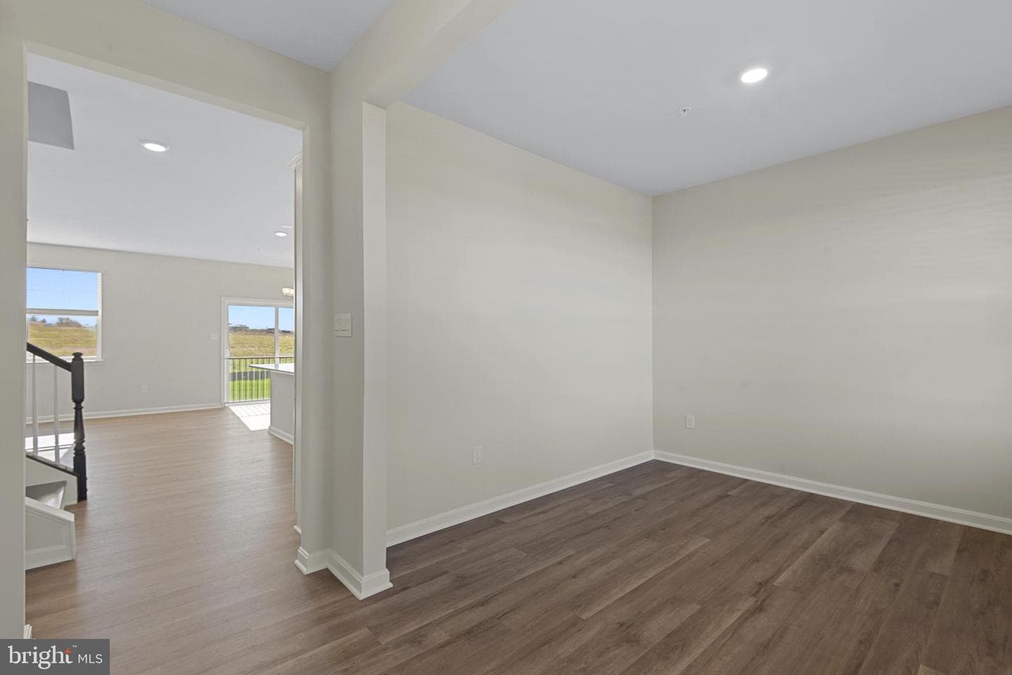 1113 Muddy Branch Court photo 2