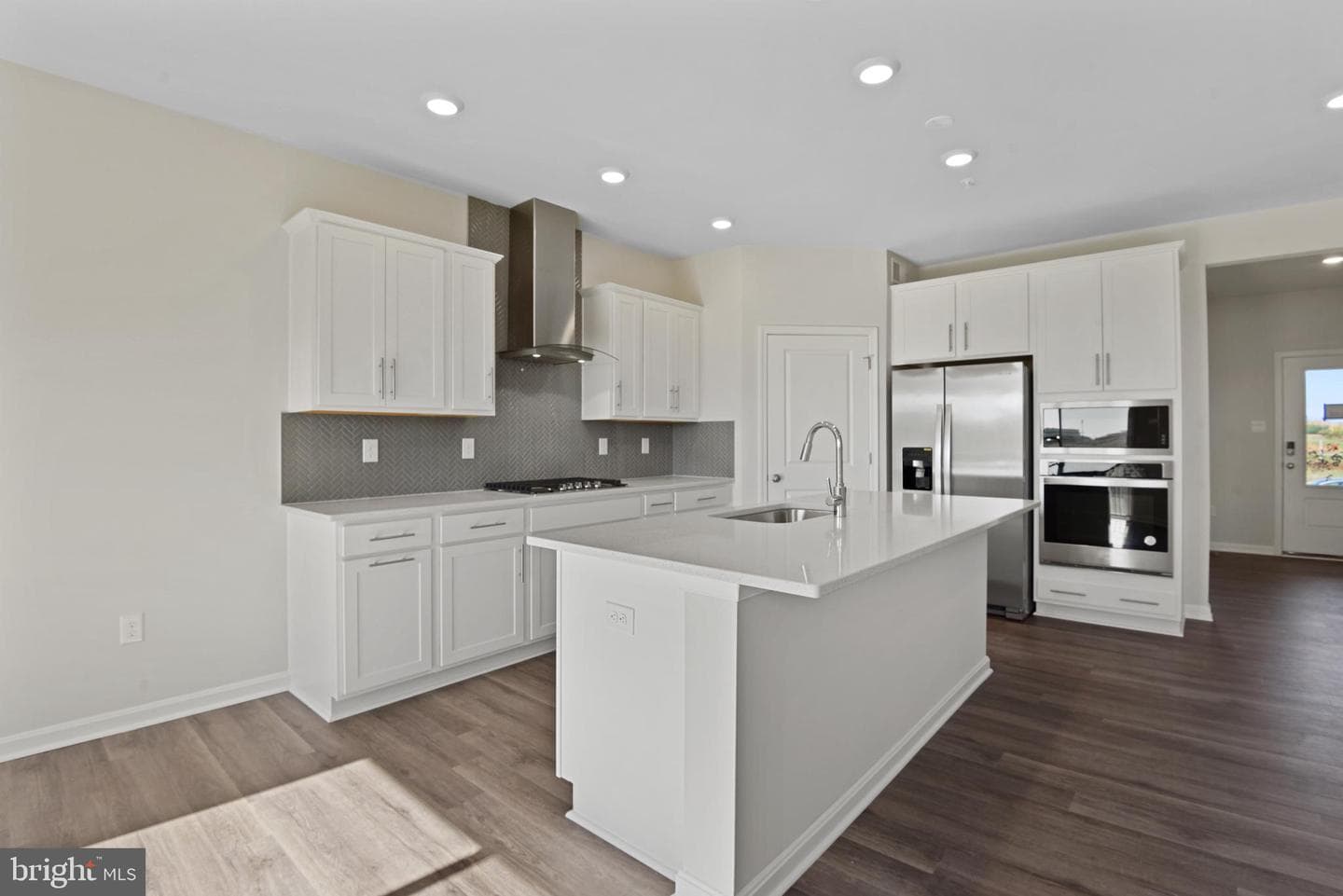 1113 Muddy Branch Court photo 5