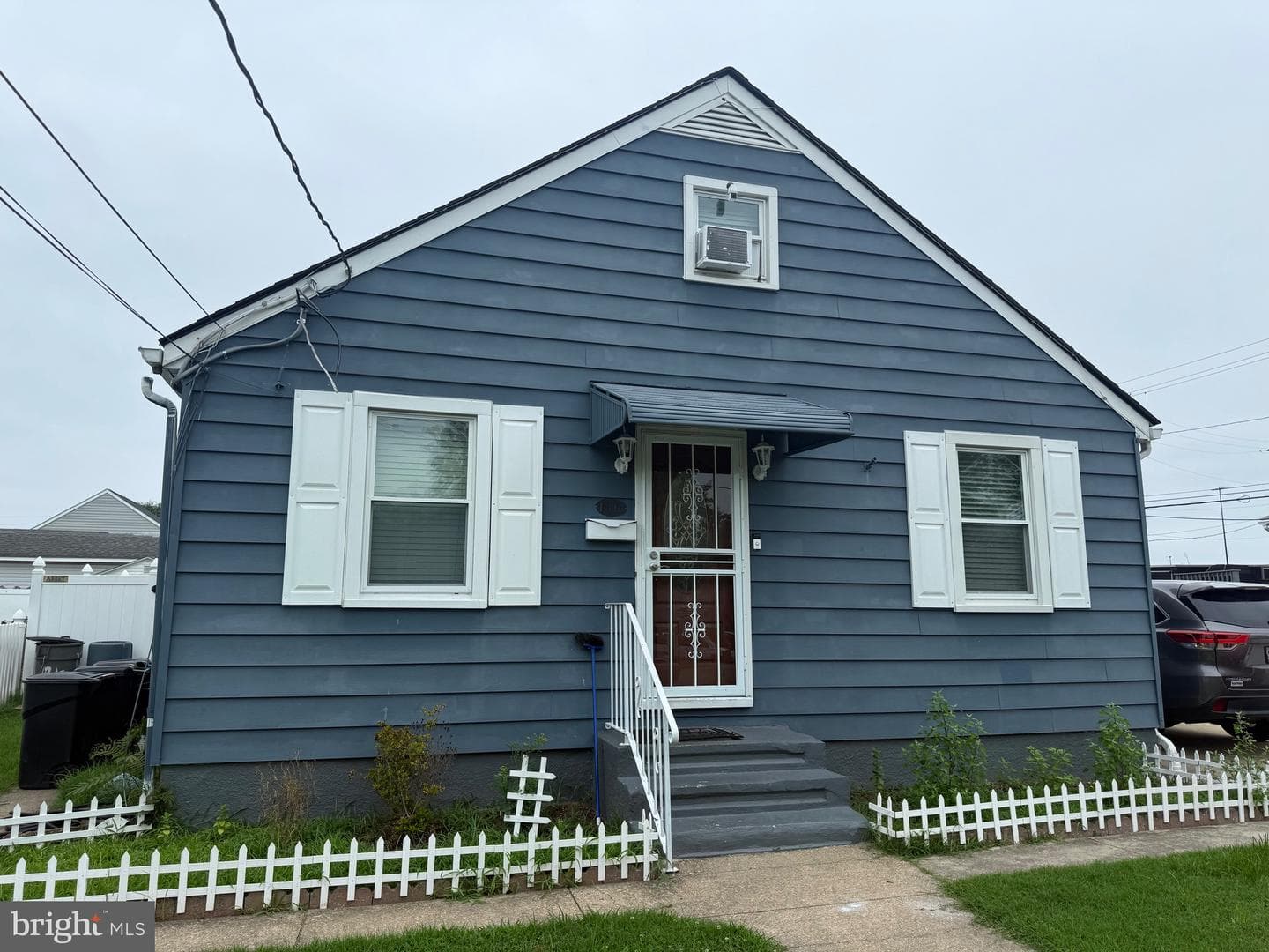 1346 Willow Road photo 4