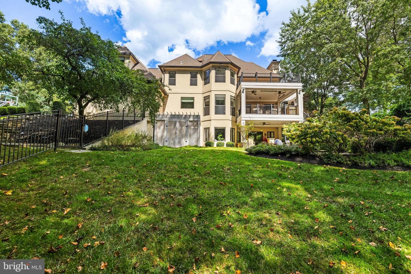 18 Hambleton Court photo 67