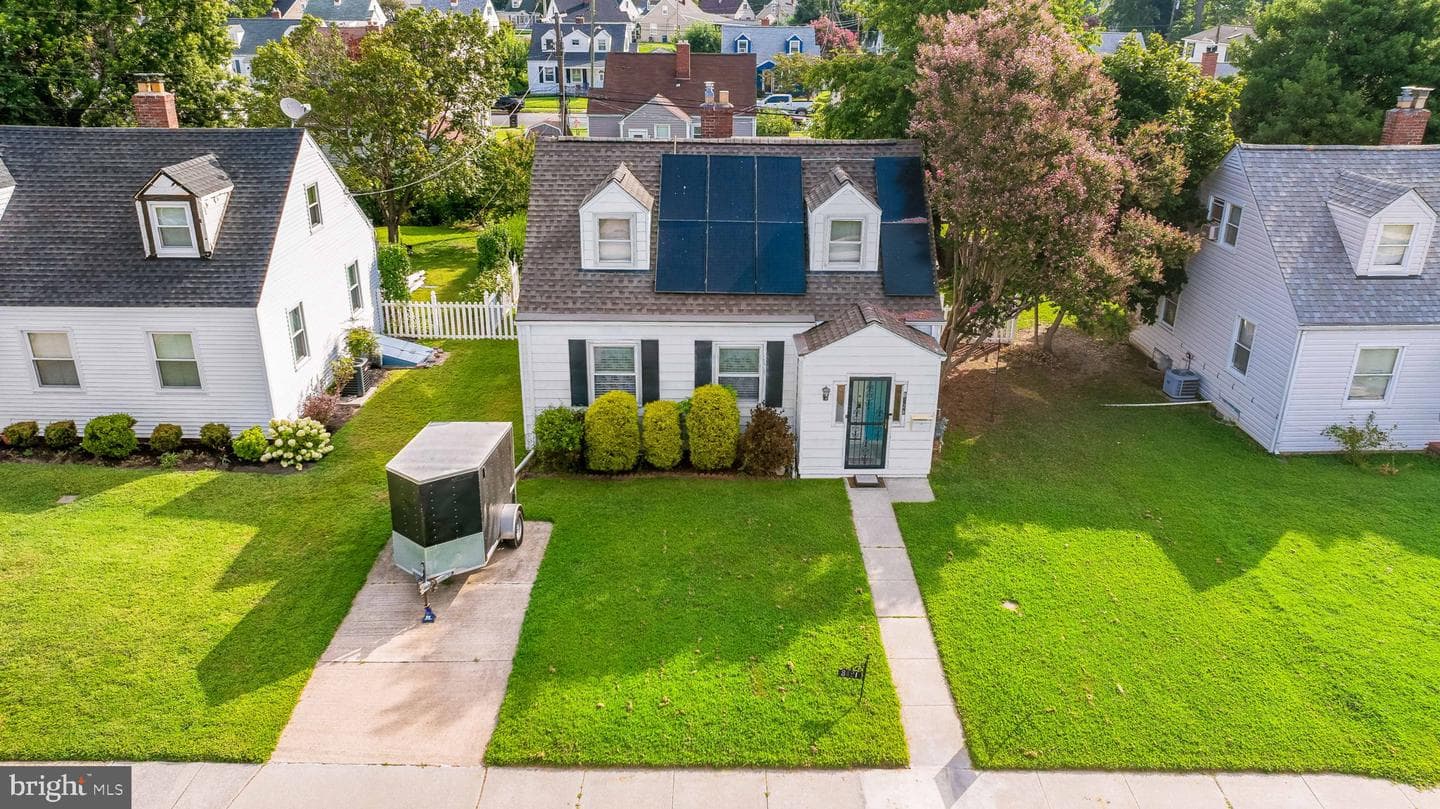 3421 Cornwall photo 9