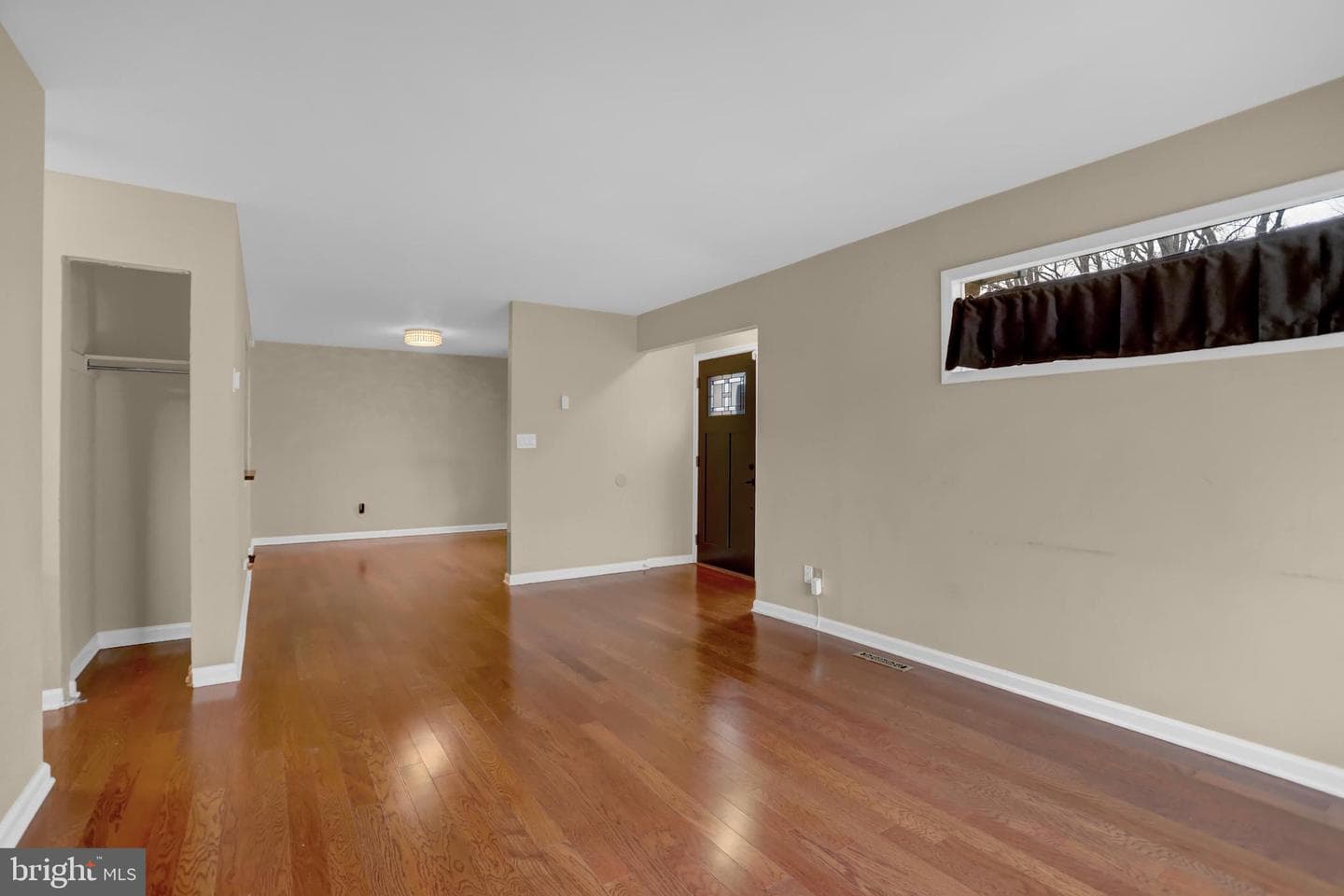 4264 Cayuga Road photo 10