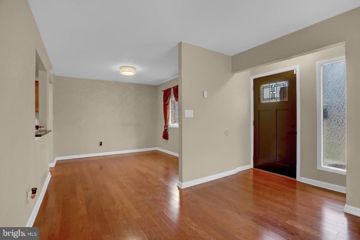 4264 Cayuga Road photo 11