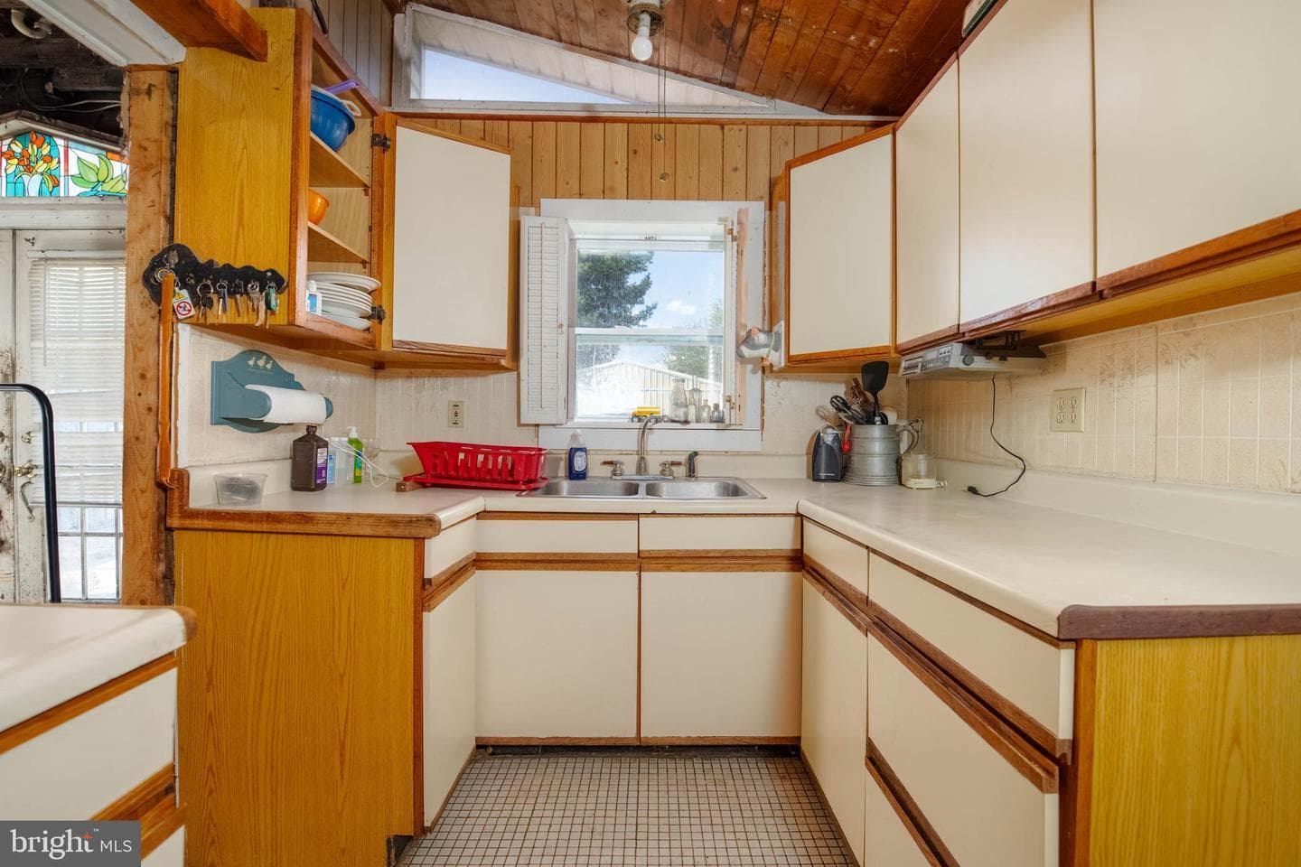 7428 Bay Front Road photo 15
