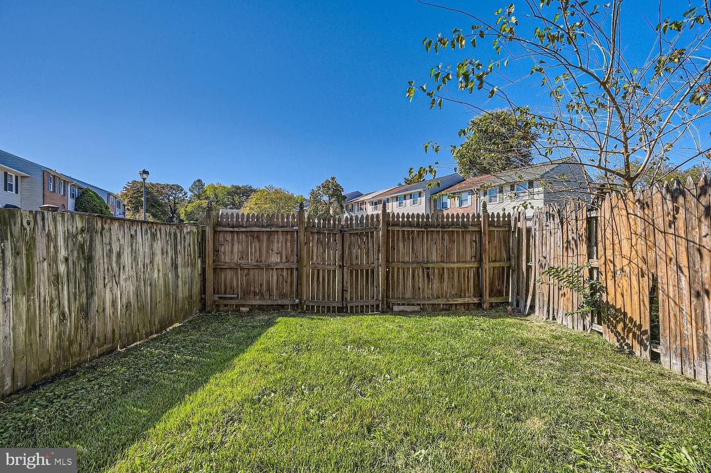 5435 King Arthur Circle photo 27