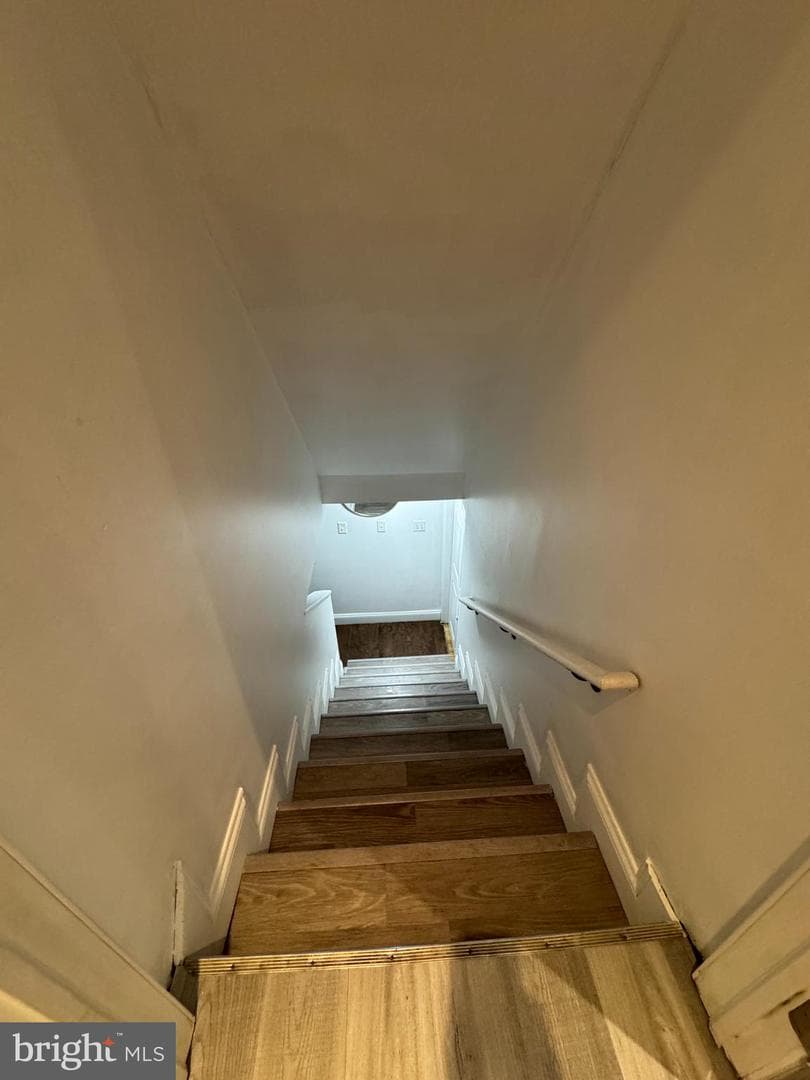 1722 Hall Avenue photo 14