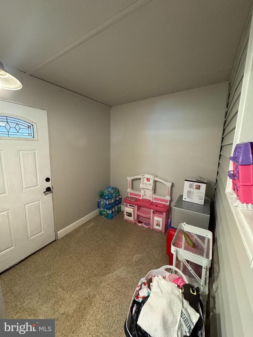 1722 Hall Avenue photo 5