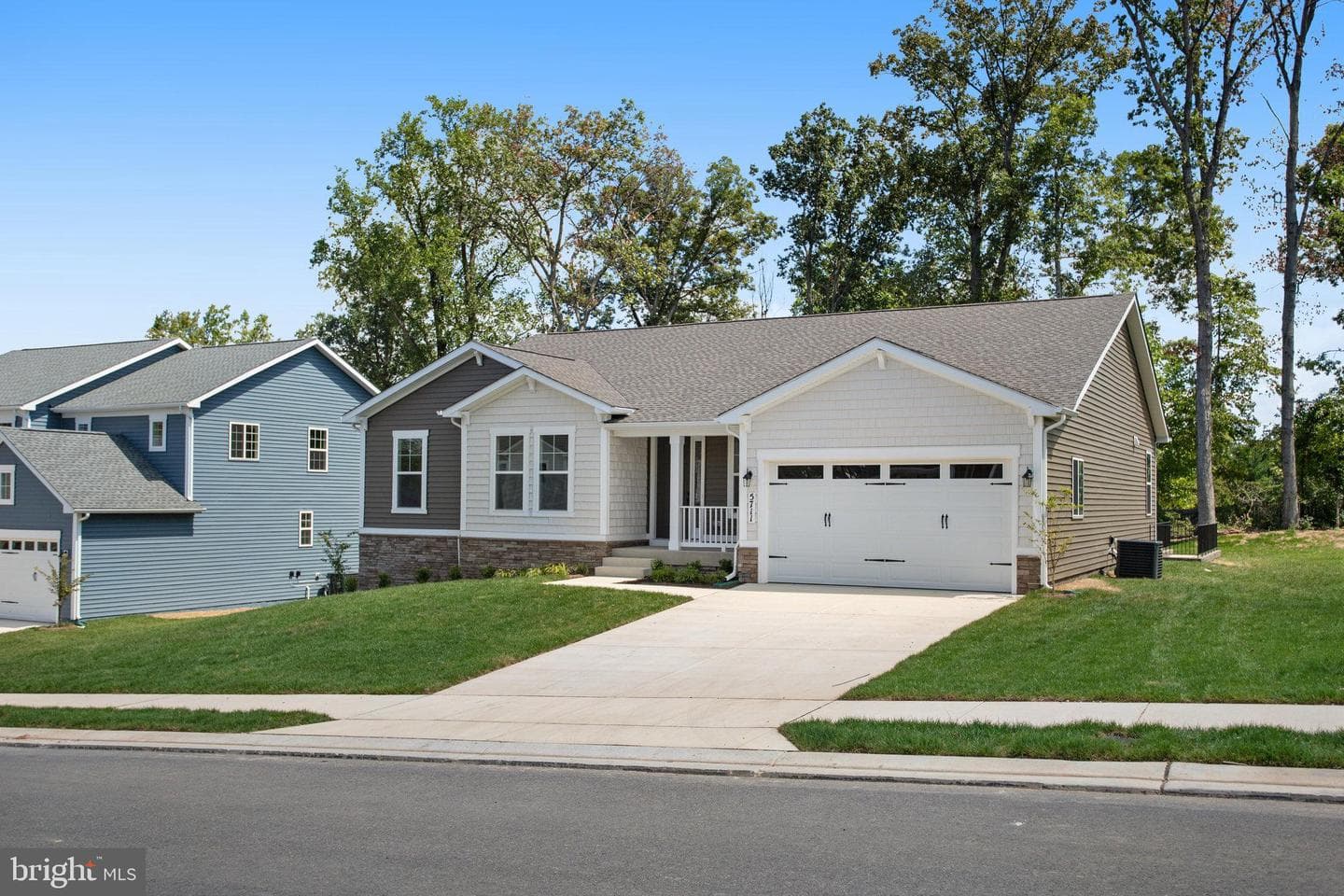 5711 Charlies Way photo 4