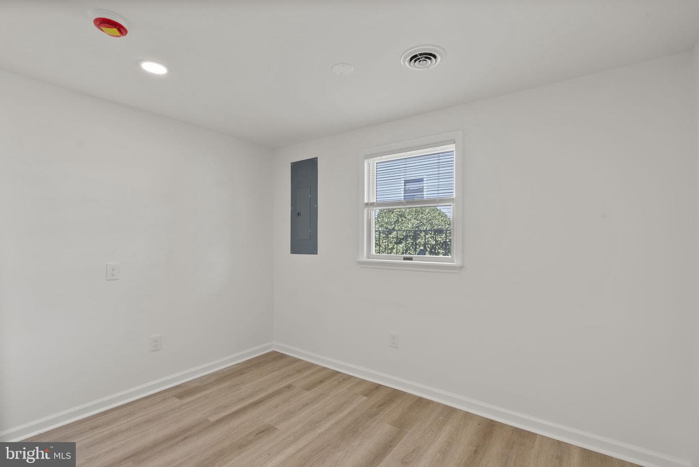 2806 Bay Drive photo 18