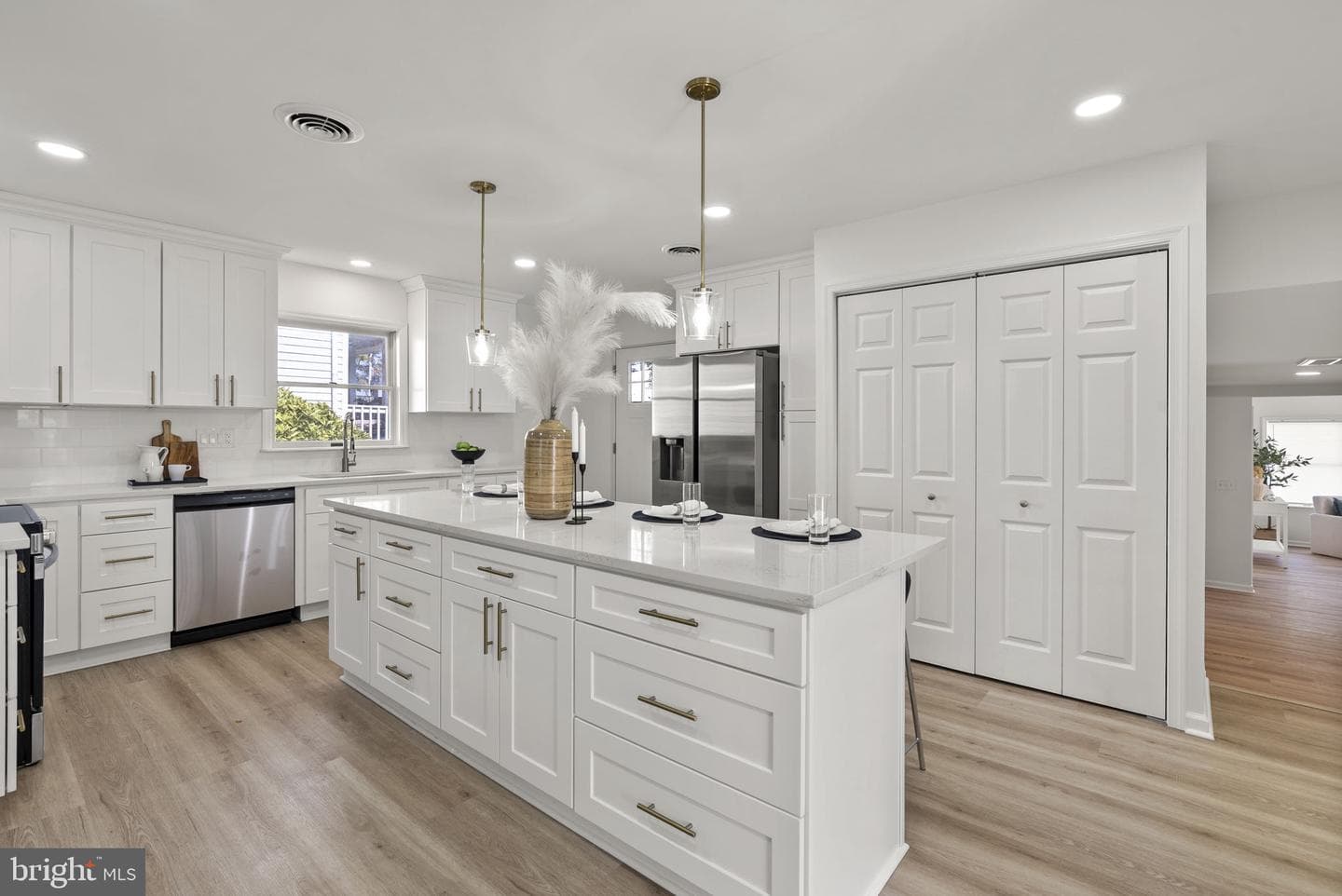 2806 Bay Drive photo 9