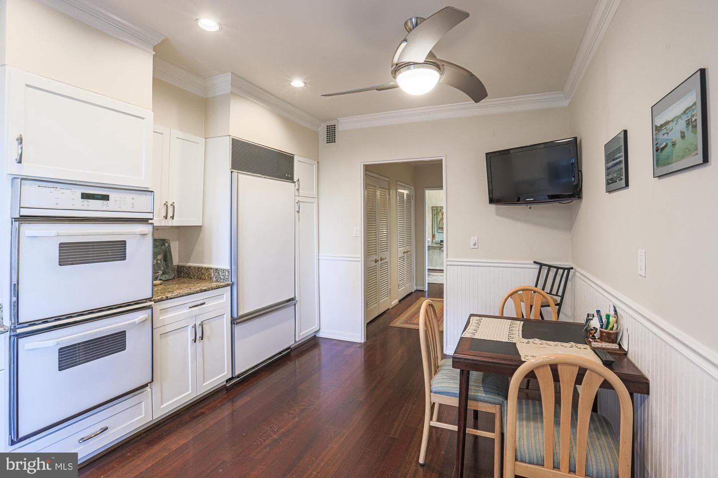 11 Slade Avenue #301 photo 20