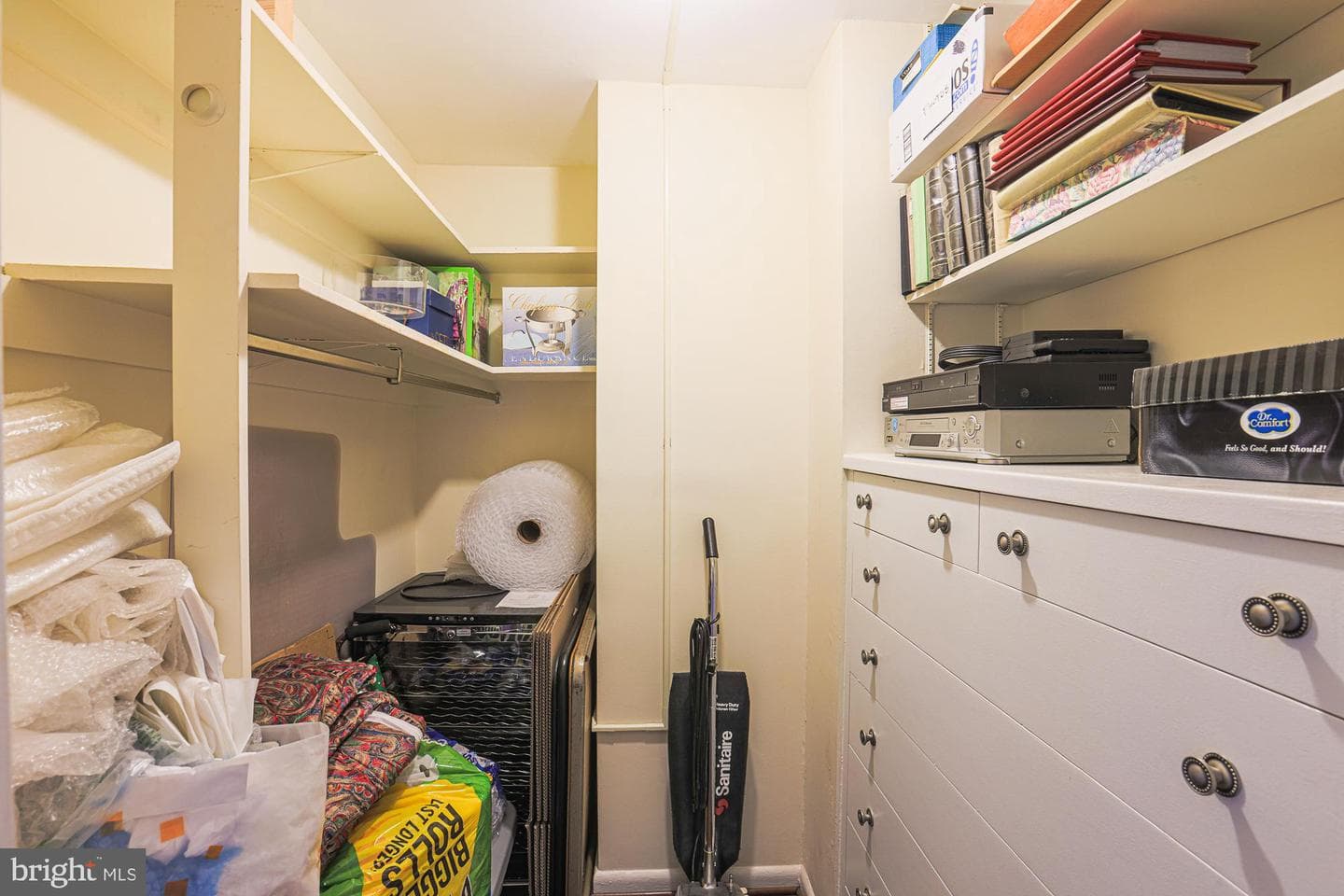 11 Slade Avenue #301 photo 38