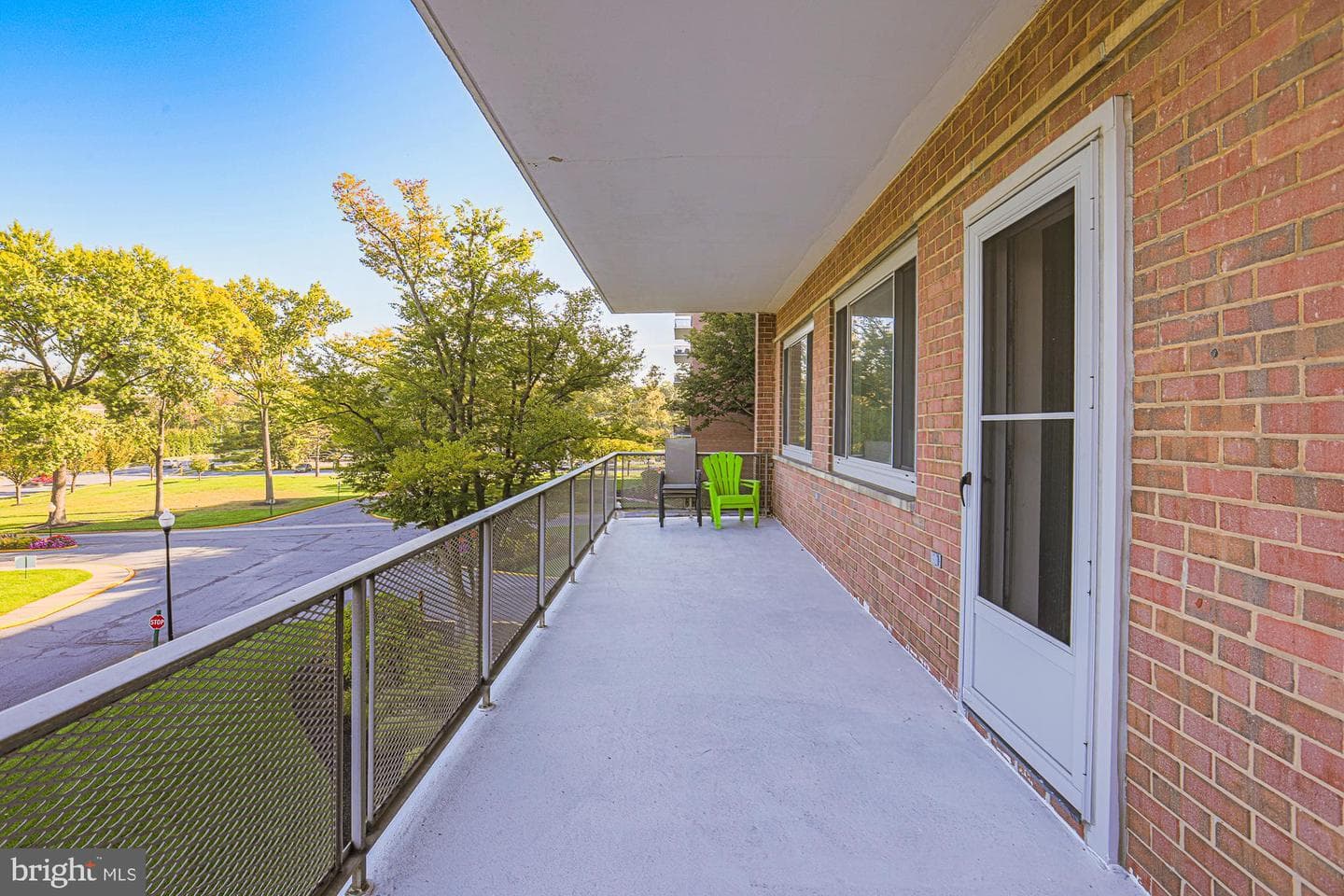 11 Slade Avenue #301 photo 41